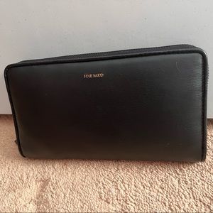 Pixie Mood “That’s What I Want” wallet. Brand new with tags. Lx WxH 9”x 1”x4.5”